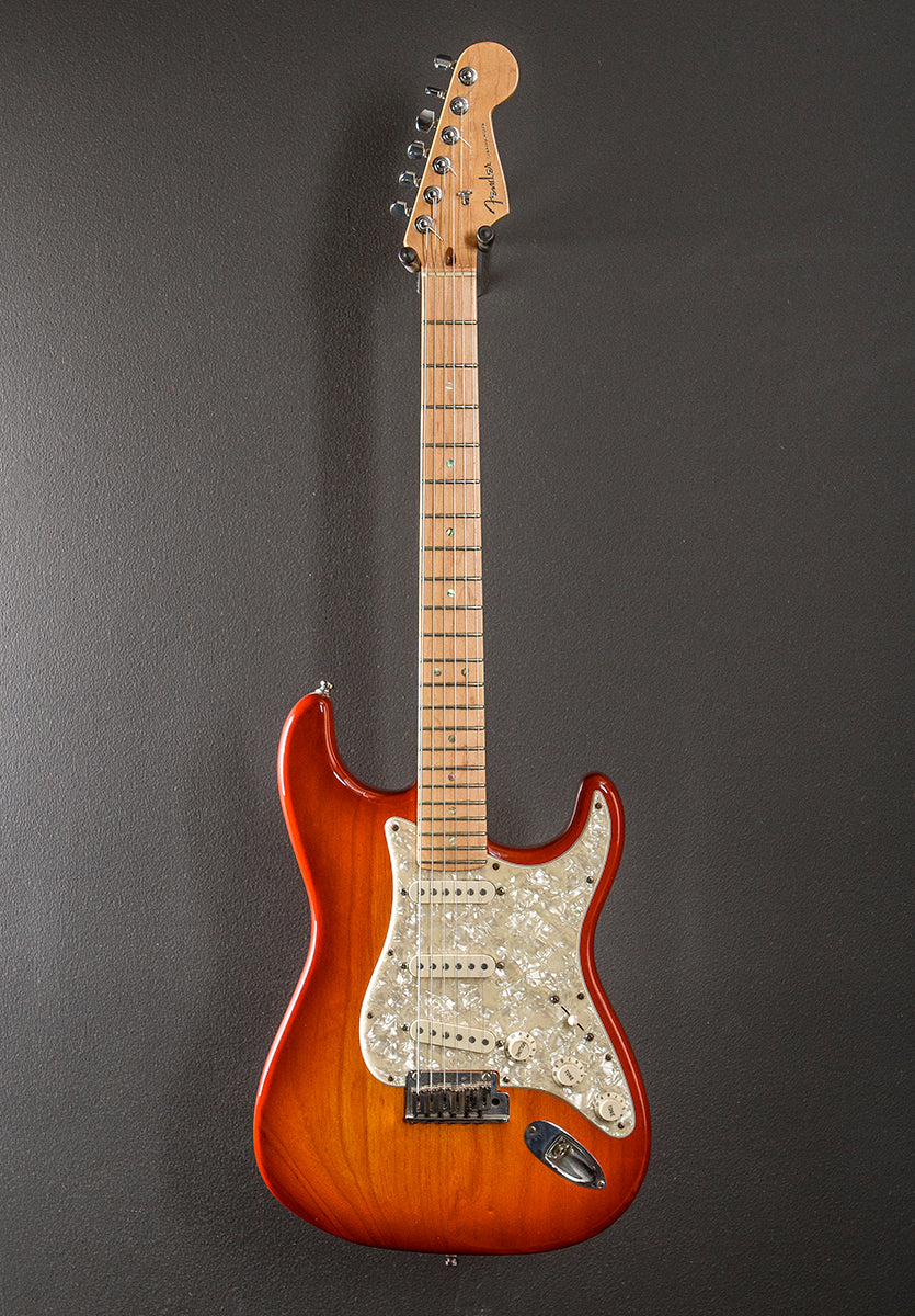 Used American Deluxe Strat '06