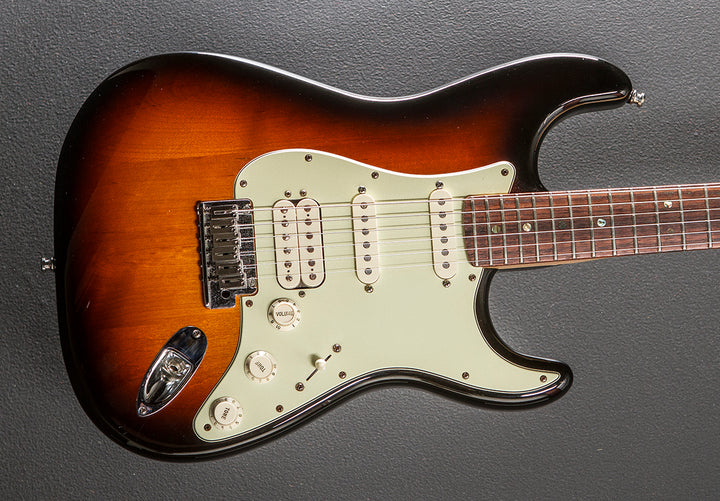 Used American Deluxe HSS Strat '07