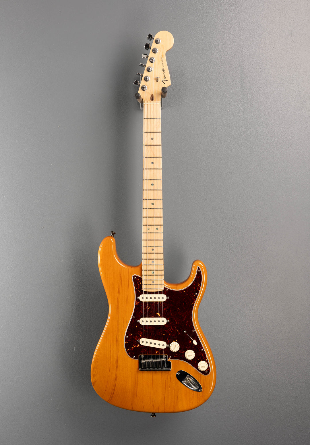 USED American Deluxe Stratocaster, '08