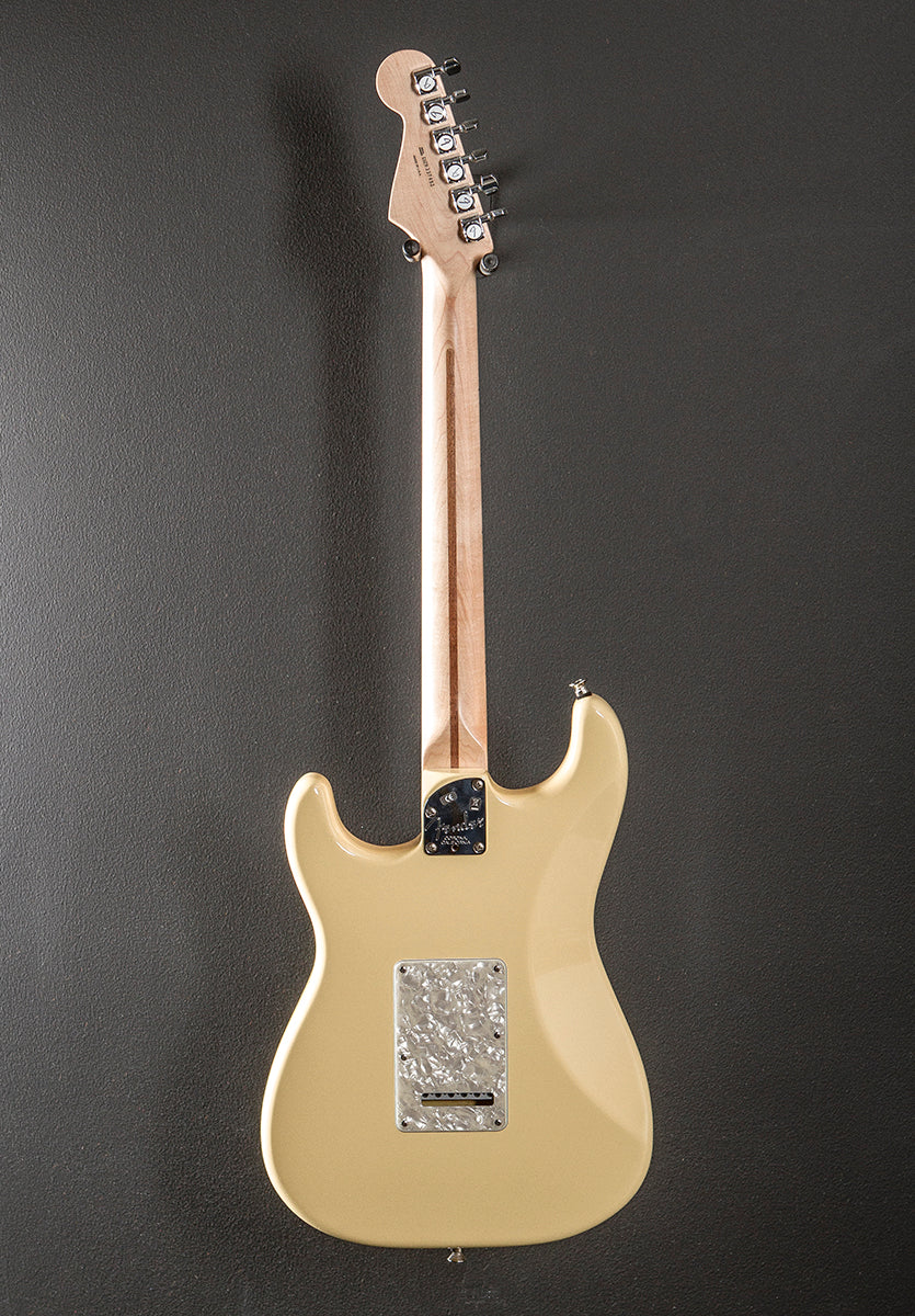 Used American Deluxe Strat '09