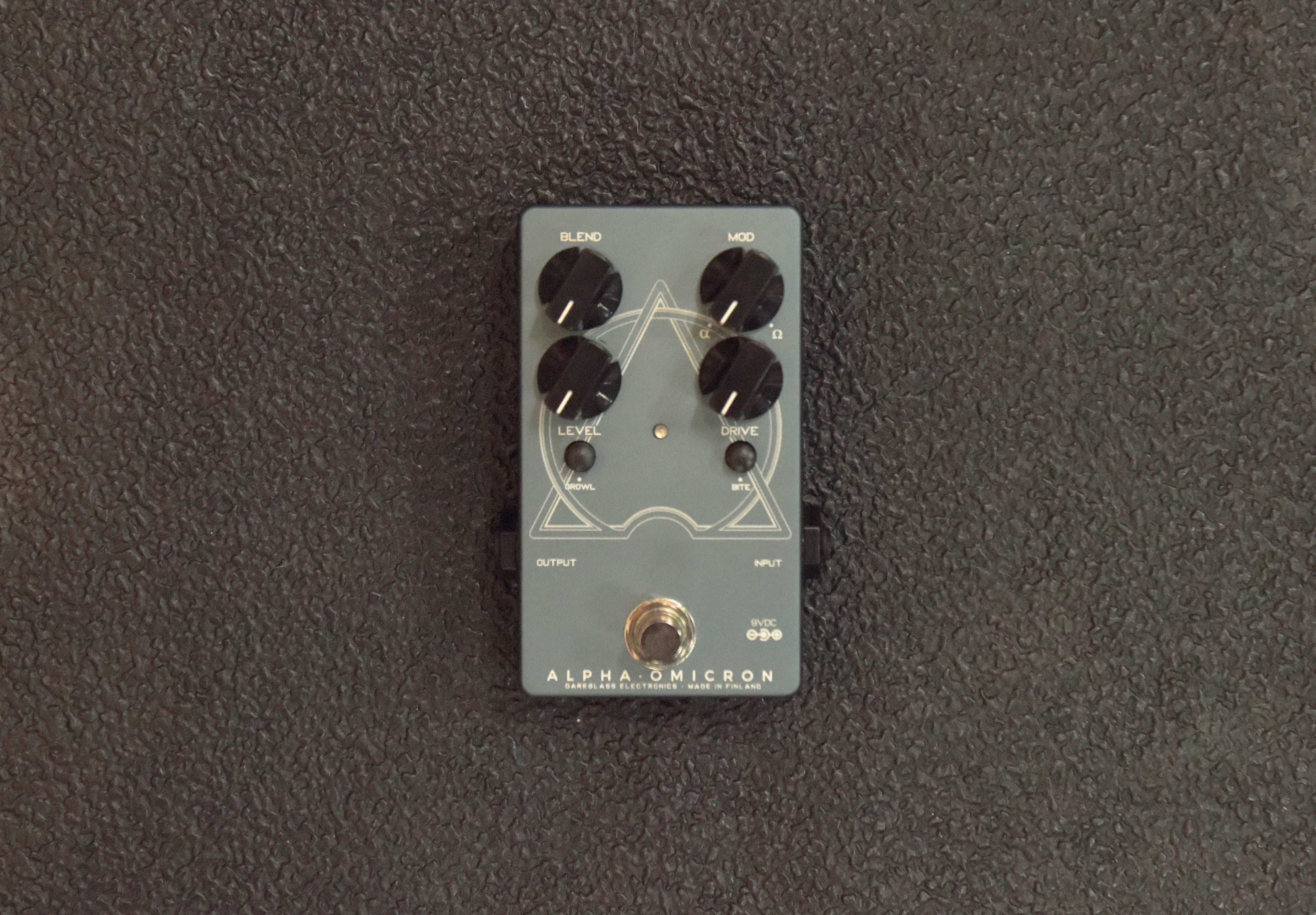 Alpha Omicron, Recent – Dave's Guitar Shop