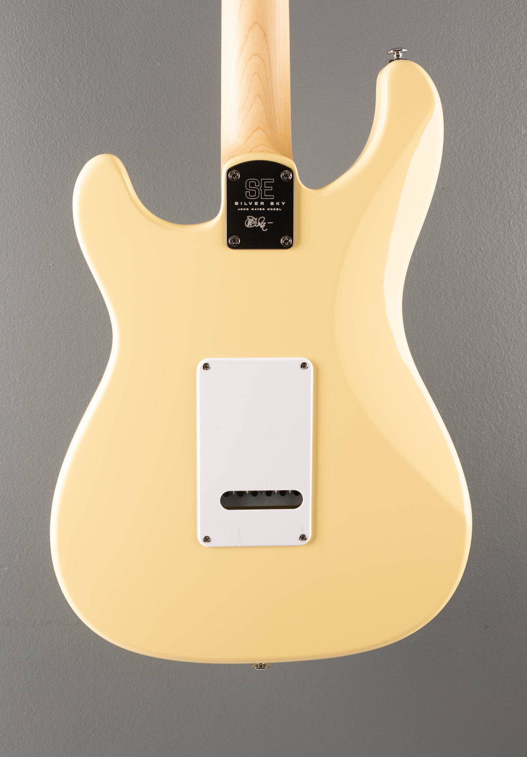 SE Silver Sky Rosewood '22