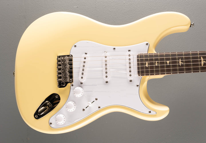 SE Silver Sky Rosewood '22