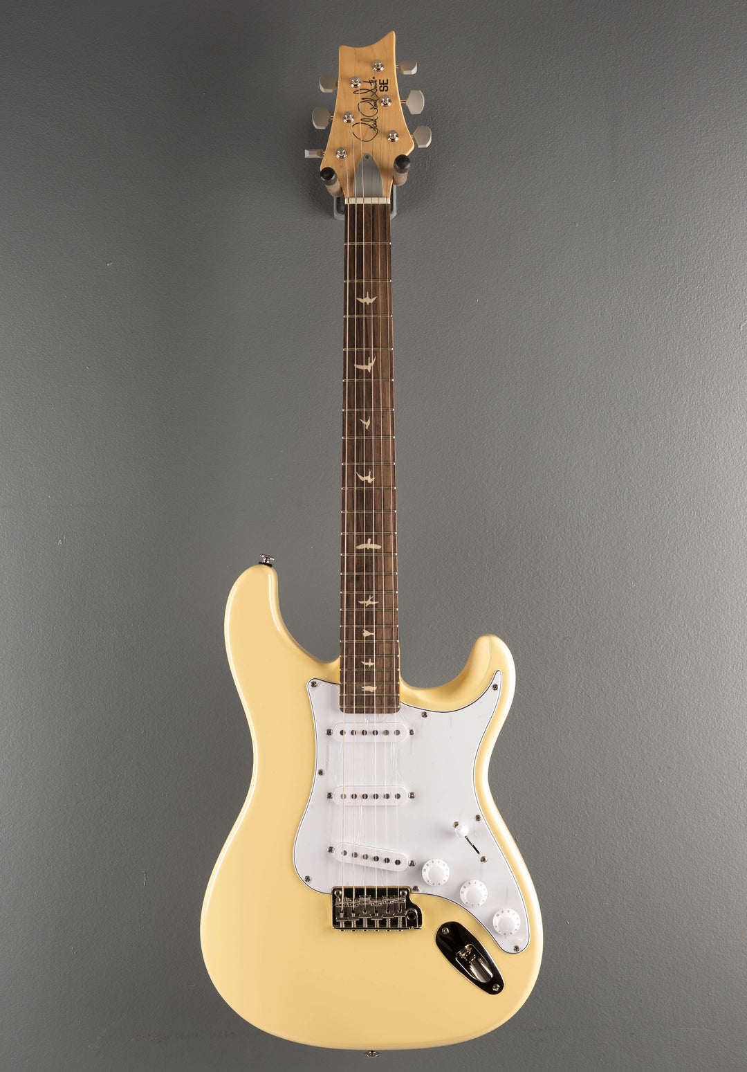 SE Silver Sky Rosewood '22