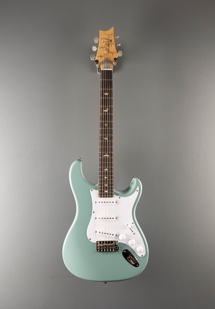 SE Silver Sky w/Rosewood, '22