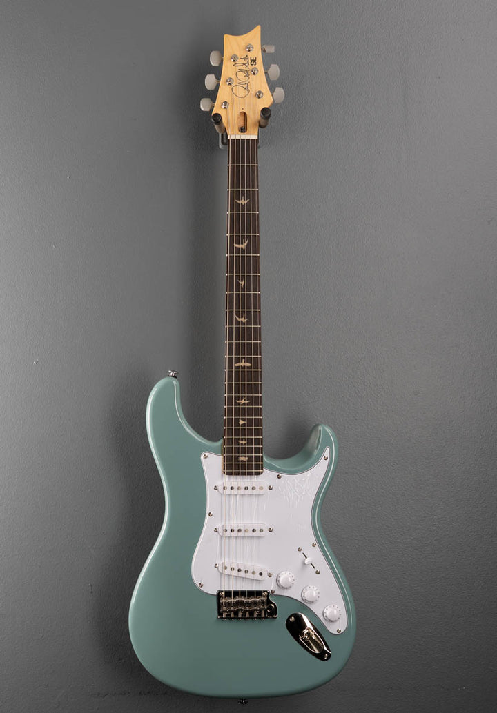 SE Silver Sky w/Rosewood, '22