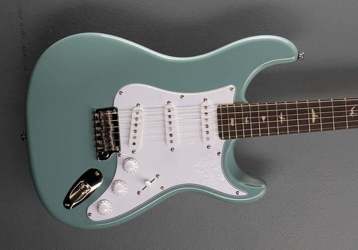 SE Silver Sky w/Rosewood, '22