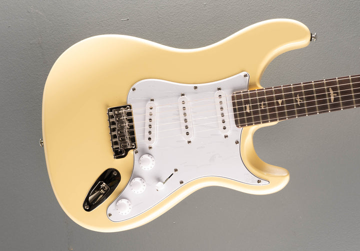 SE Silver Sky Rosewood '22