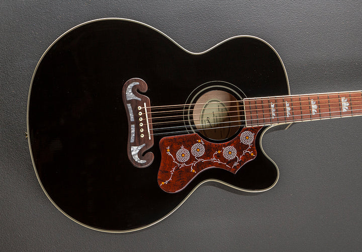 J-200 EC Studio - Black