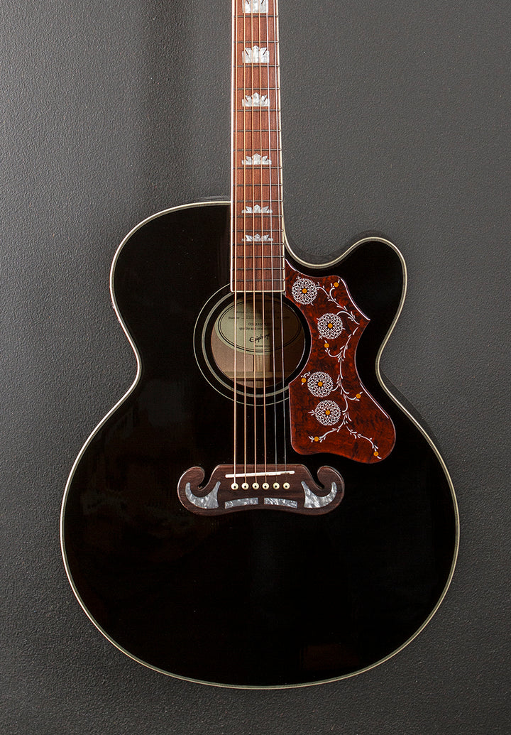 J-200 EC Studio - Black