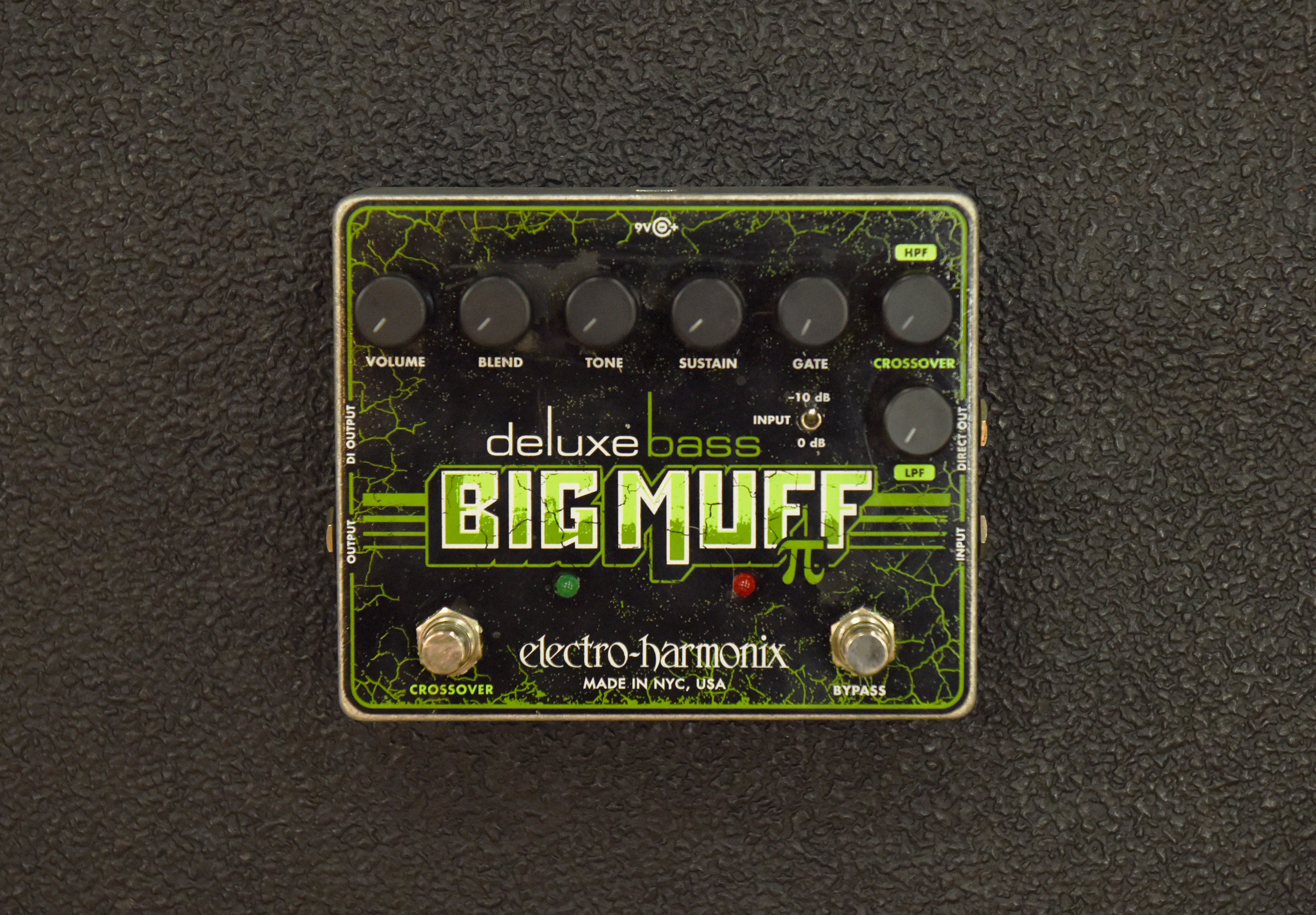 Deluxe Bass Big Muff Pi, Recent – Dave's Guitar Shop