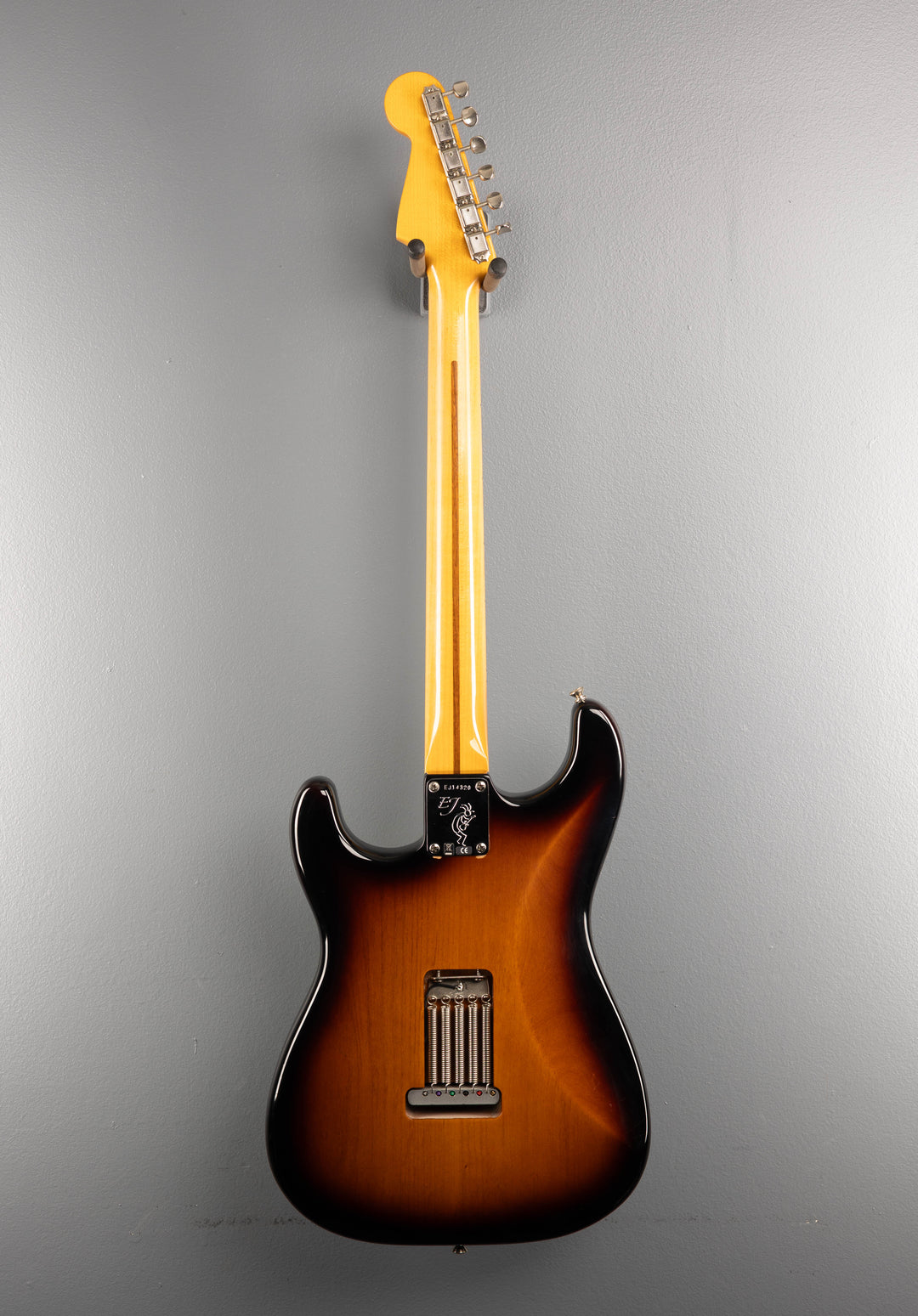 Used Eric Johnson Stratocaster '14