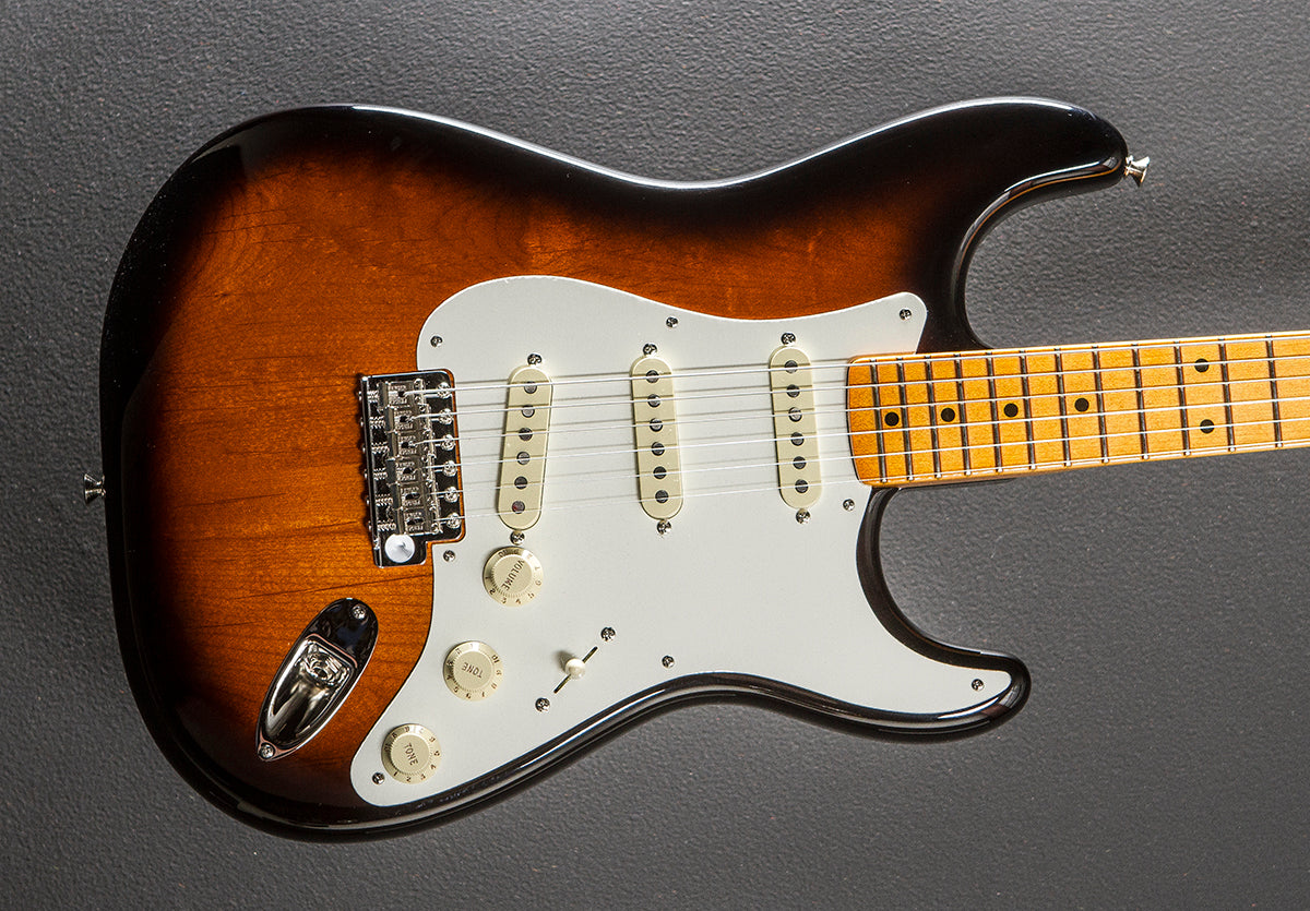 Eric Johnson Stratocaster Maple - Two Color Sunburst – Dave's