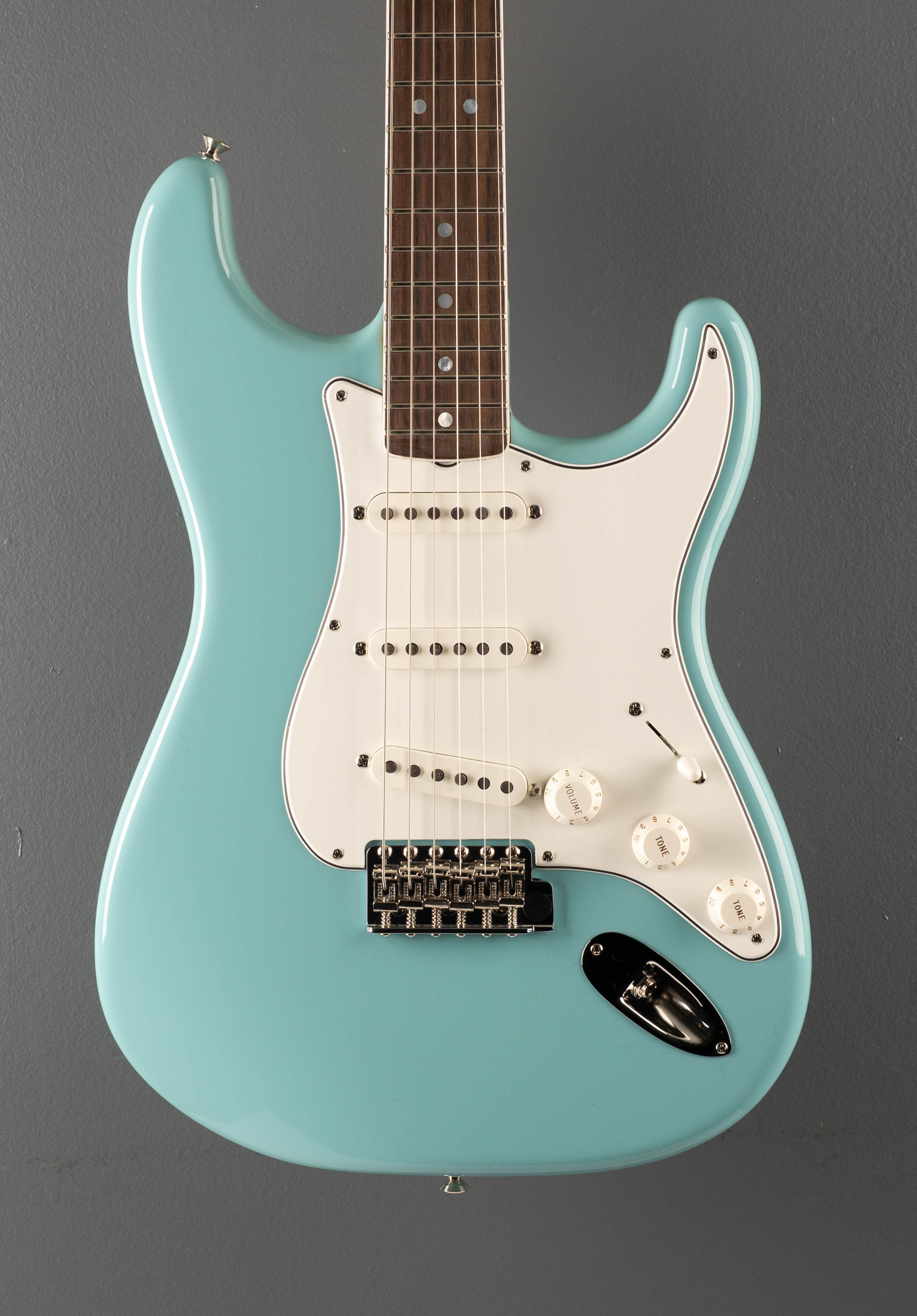Eric Johnson Stratocaster Rosewood - Tropical Turquoise – Dave's