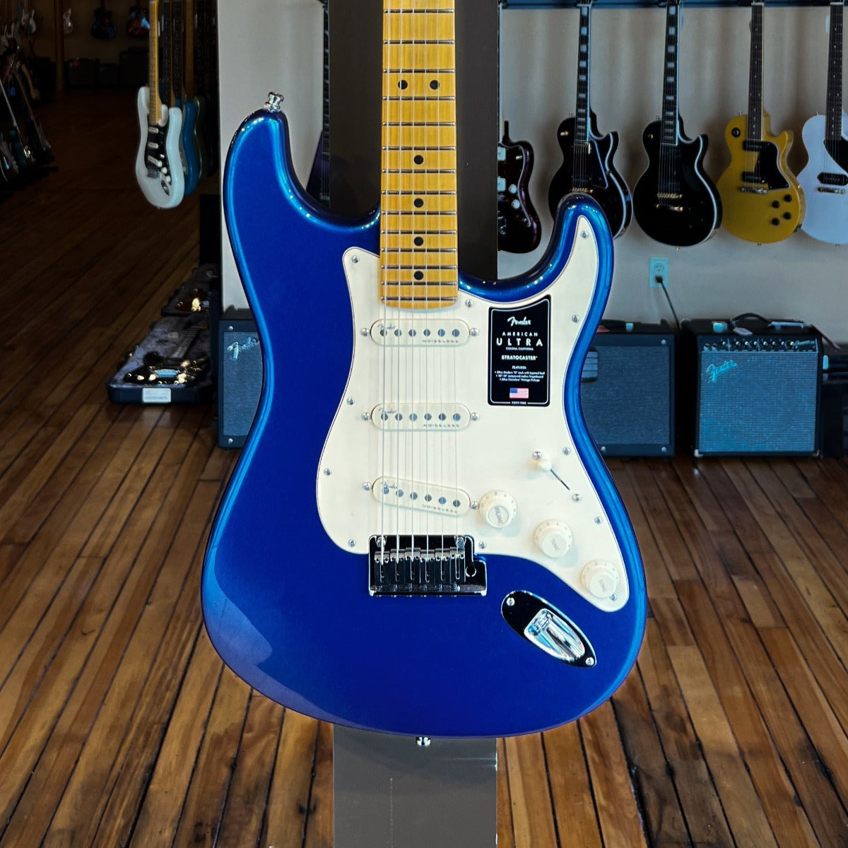 ★Component Relic CobraBlue Stratocaster American Ultra Stratocaster – Cobra Blue w/Maple – Dave's