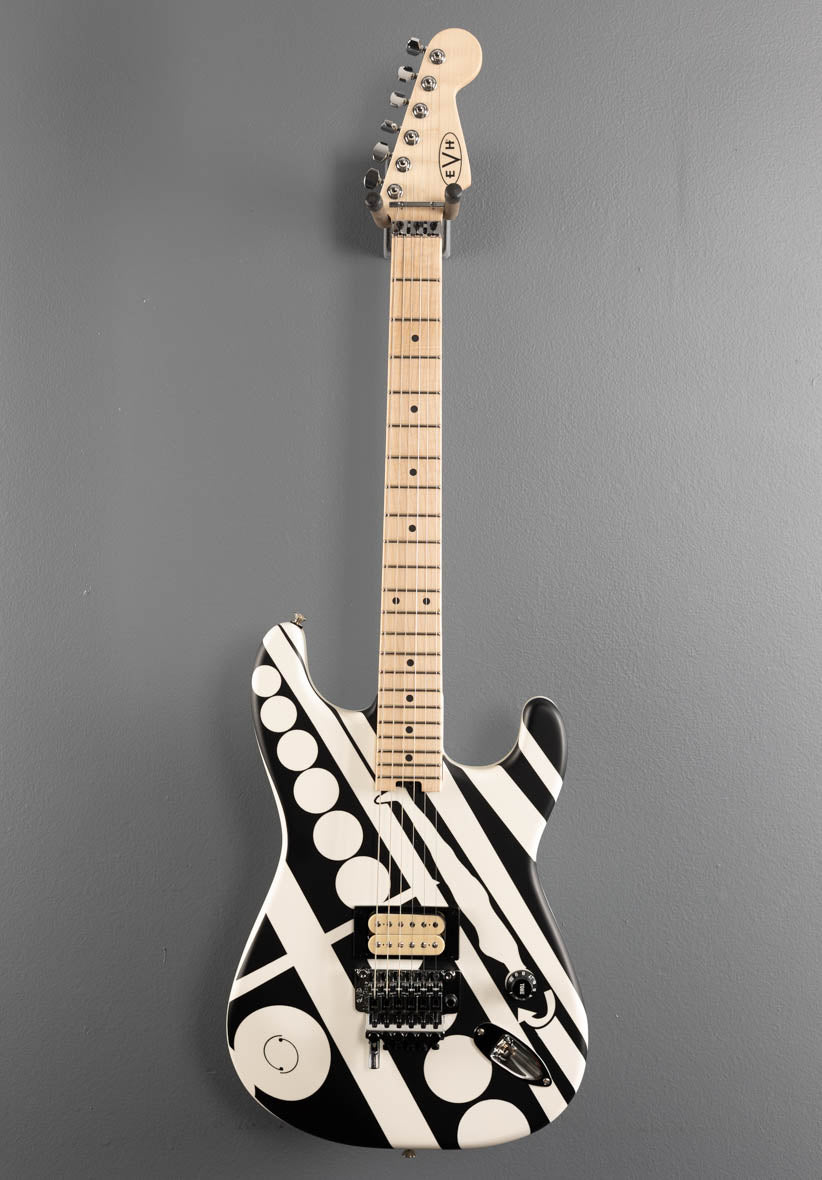 Striped Series Circles - White and Black – Dave's Guitar Shop
