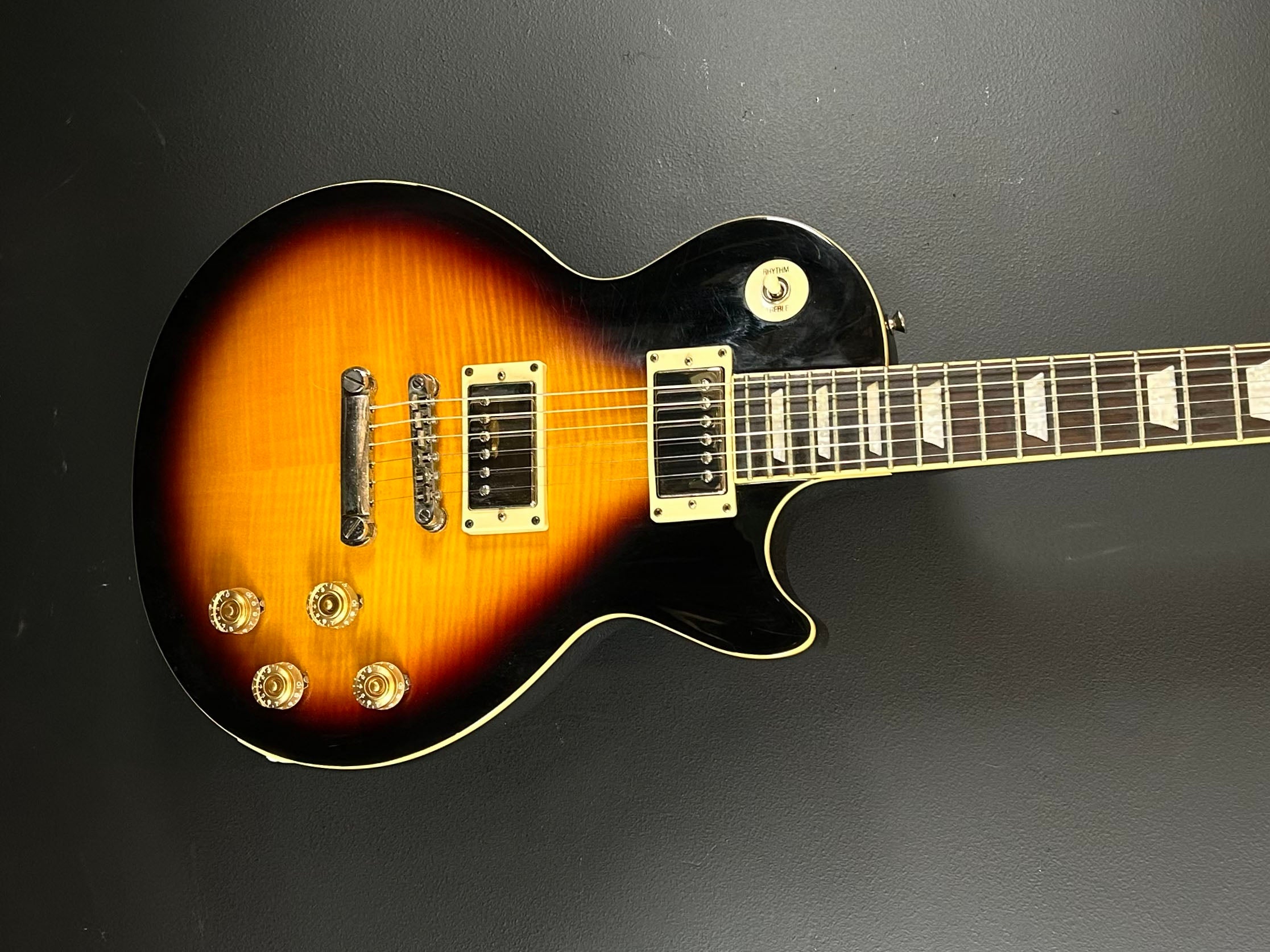 ギター Epiphone Les Paul 1960 Tribute Plus 1960 Tribute Plus Les Paul, Recent – Dave's Guitar Shop