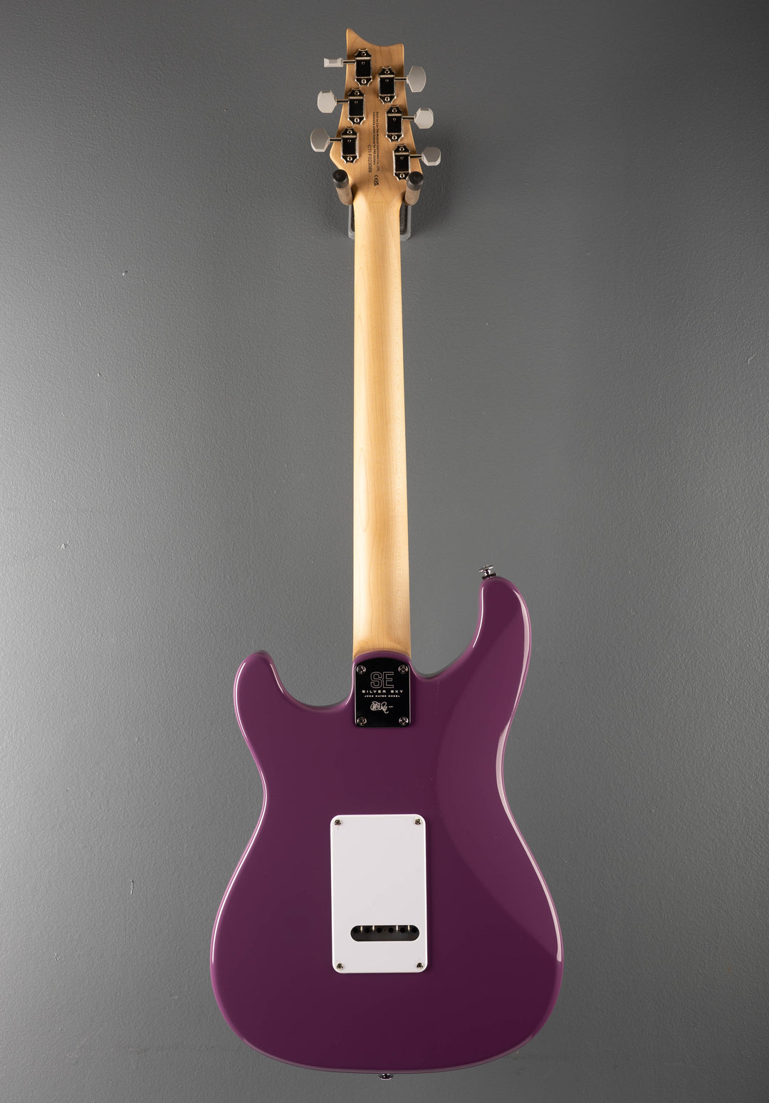 SE Silver Sky w/Maple, '23