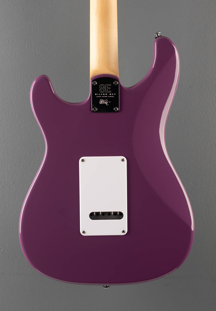 SE Silver Sky w/Maple, '23