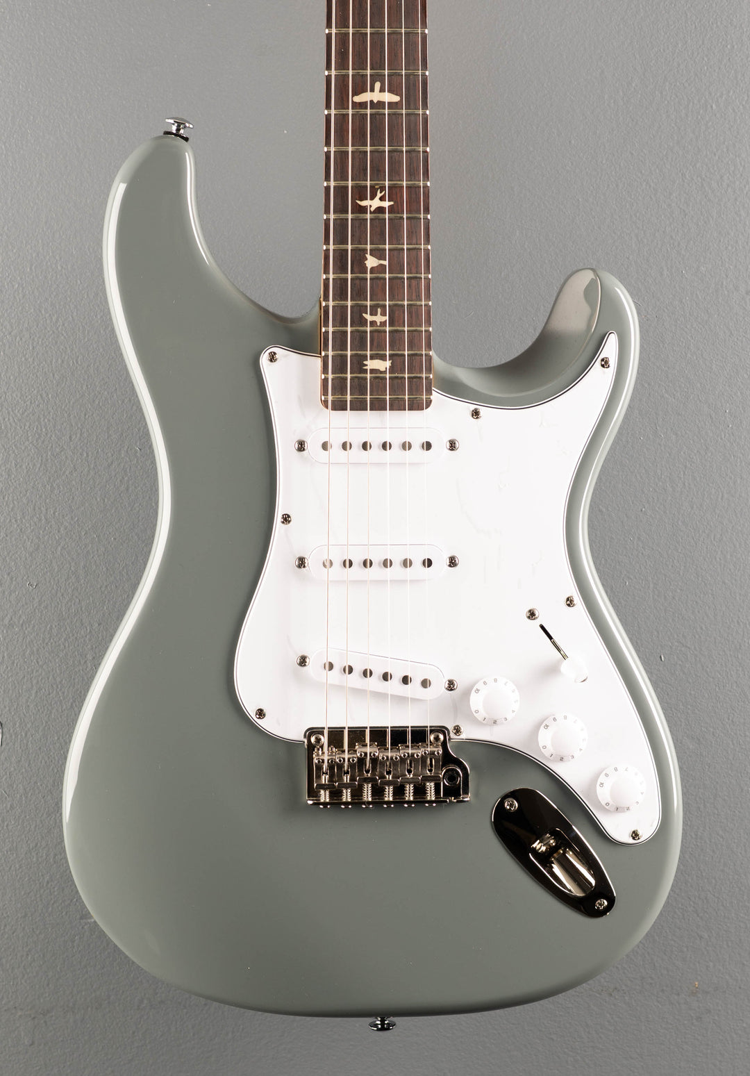 SE Silver Sky w/Rosewood '23