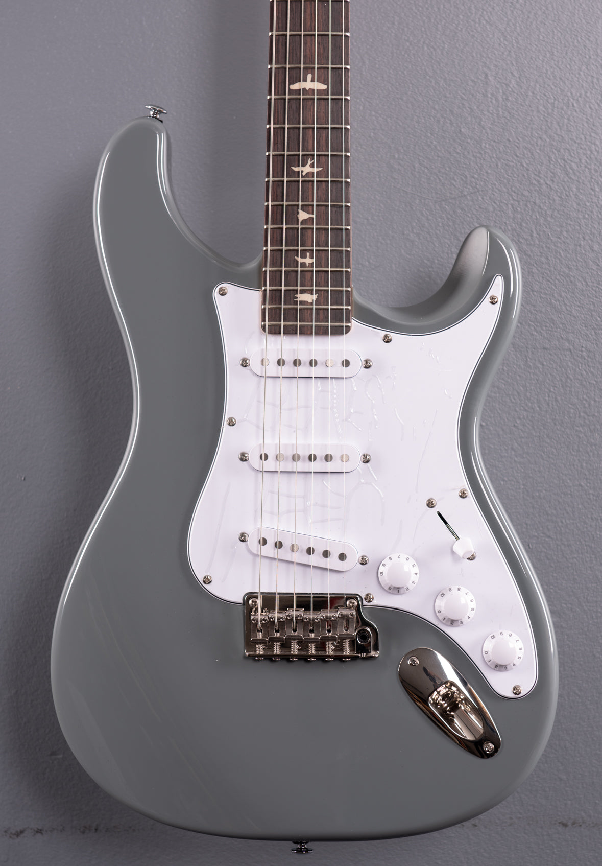 SE Silver Sky Rosewood - Storm Gray