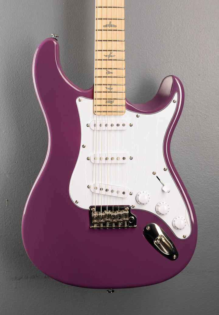 SE Silver Sky w/Maple '23
