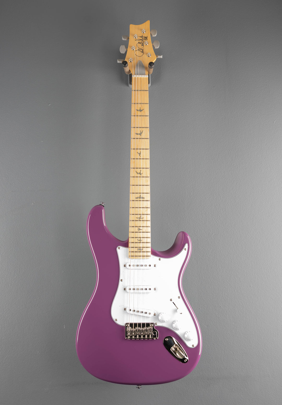 SE Silver Sky w/Maple, &