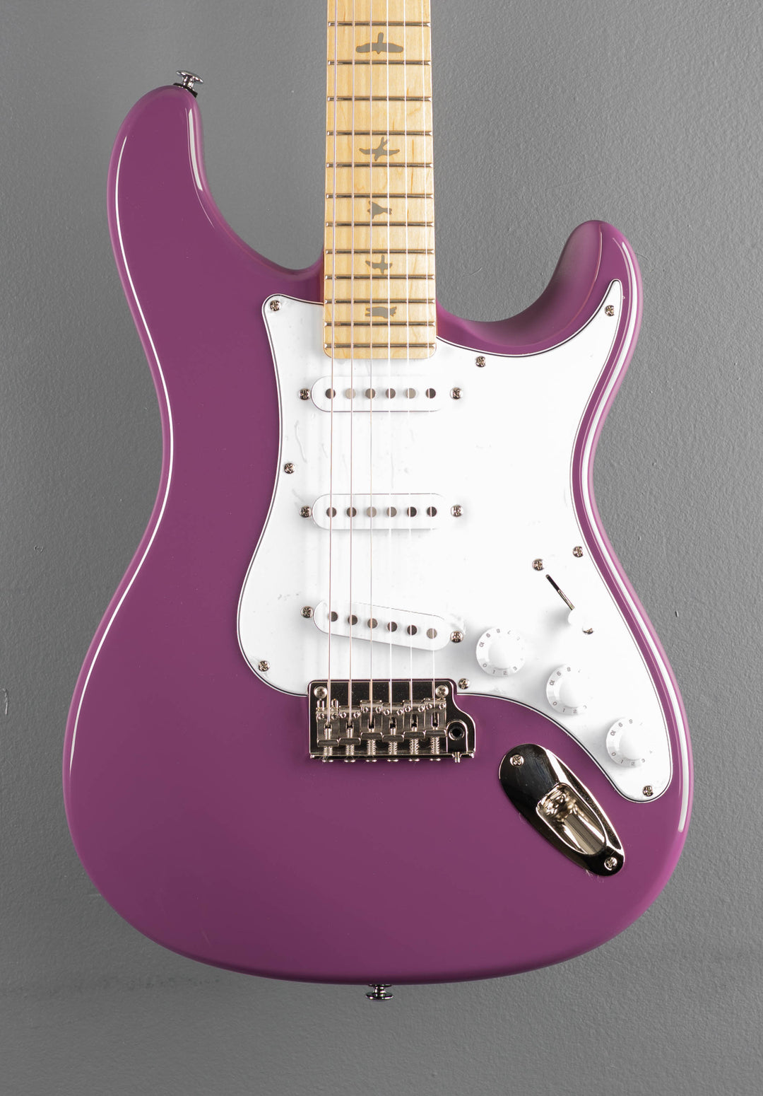 SE Silver Sky w/Maple, &