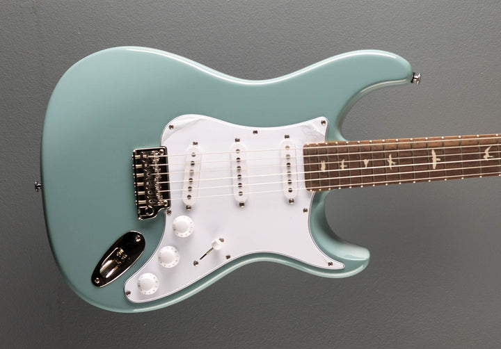 SE Silver Sky w/Rosewood, '23