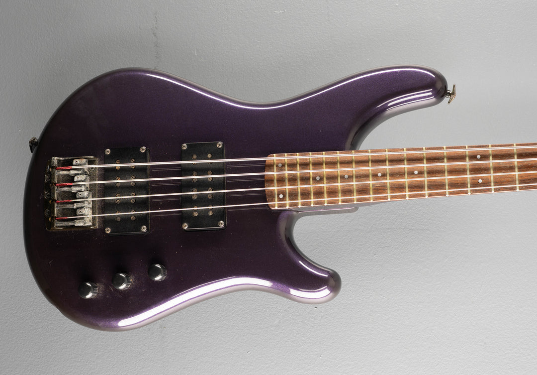 RB850 Roadstar II bass, &