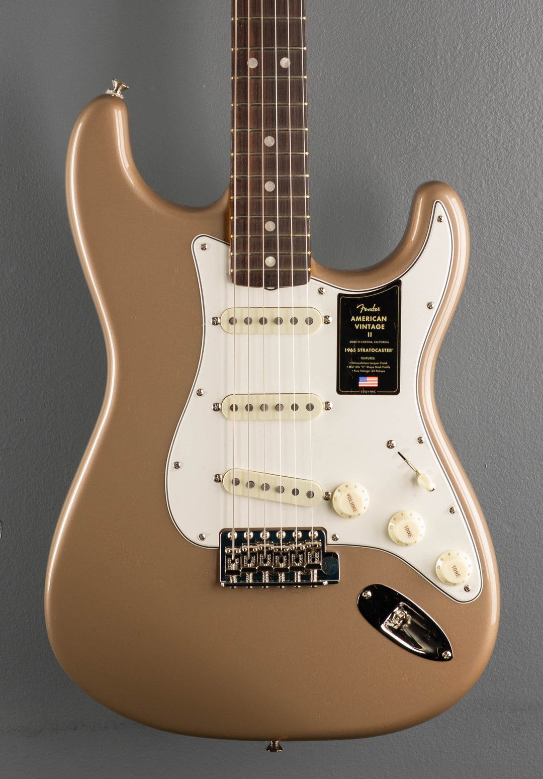 American Vintage II 1965 Stratocaster - Shoreline Gold