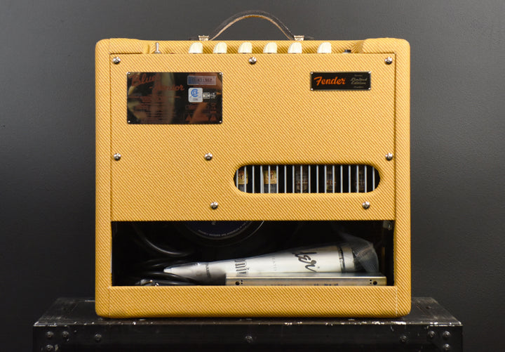 USED Blues Junior Limited Edition Lacquered Tweed, Recent