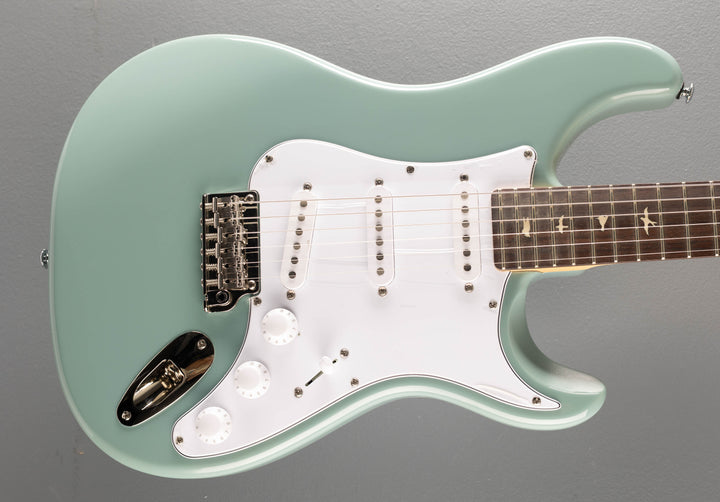 SE Silver Sky w/Rosewood, '24