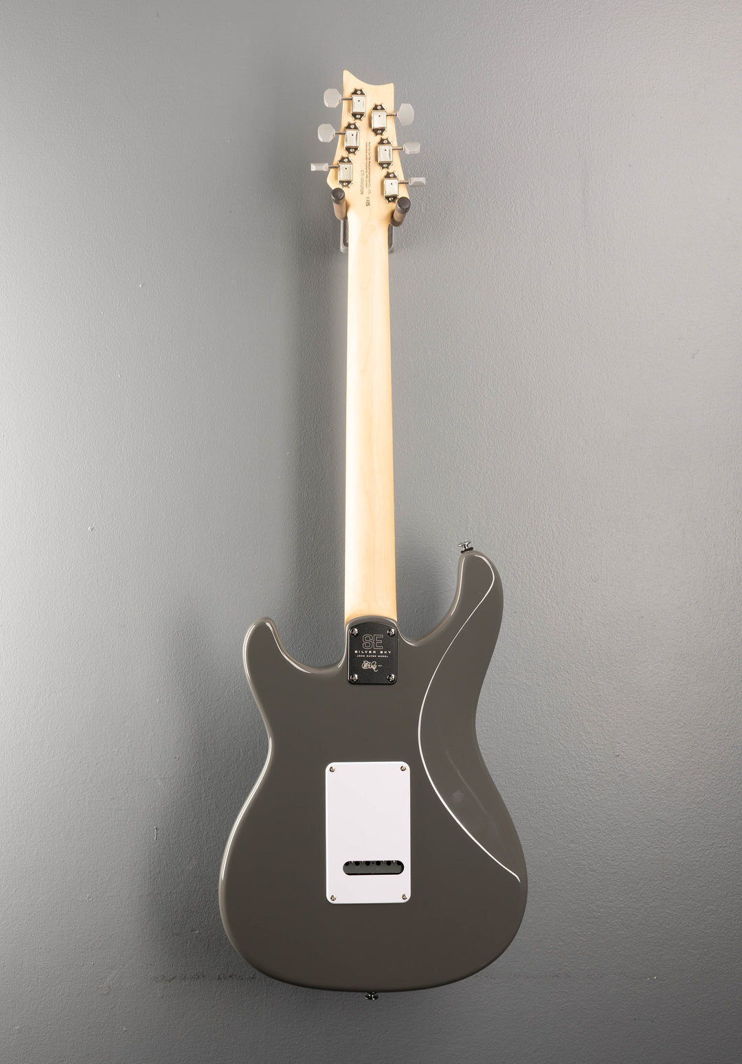SE Silver Sky w/Maple '24