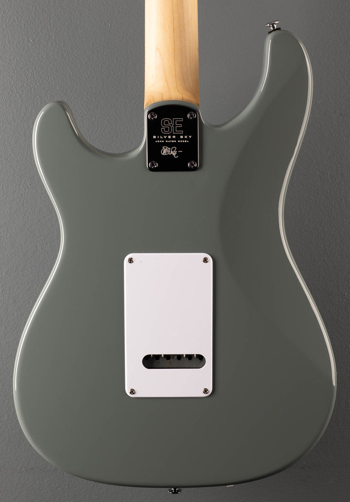 SE Silver Sky w/Rosewood '24