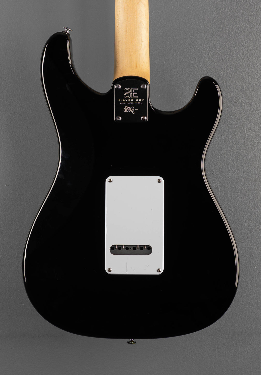 SE Silver Sky w/Rosewood Left Hand - Piano Black