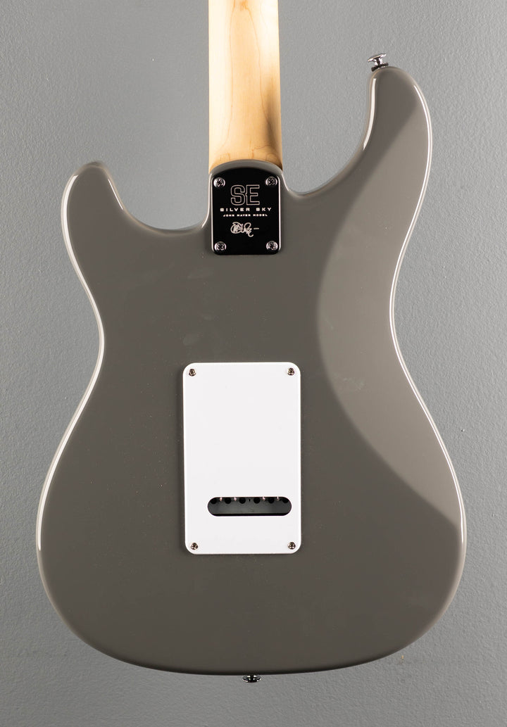 SE Silver Sky w/Maple, '24