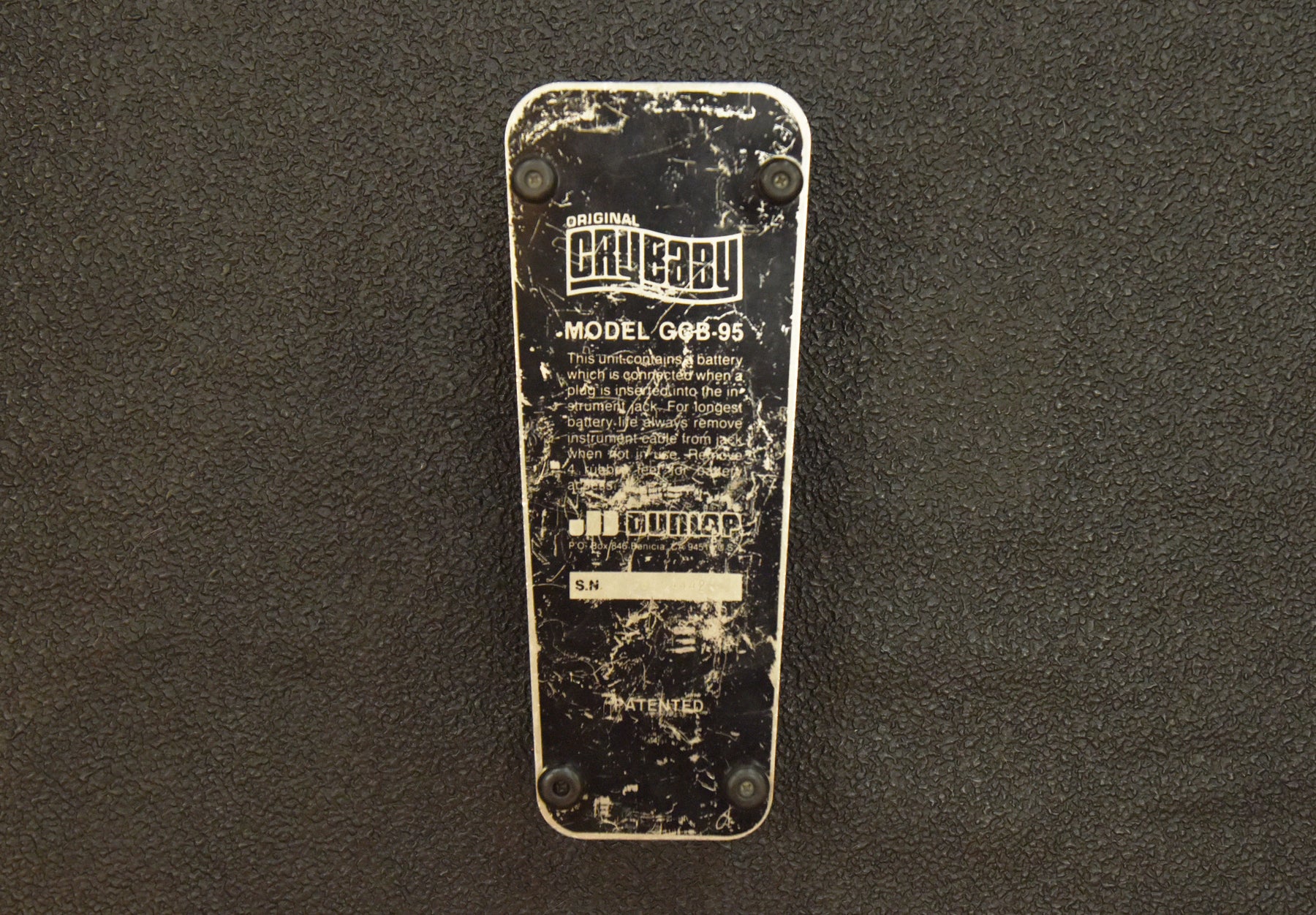ギター craybaby gcb-95 Amazon.com: Dunlop Crybaby GCB-95 Classic Wah Pedal w/2 FREE