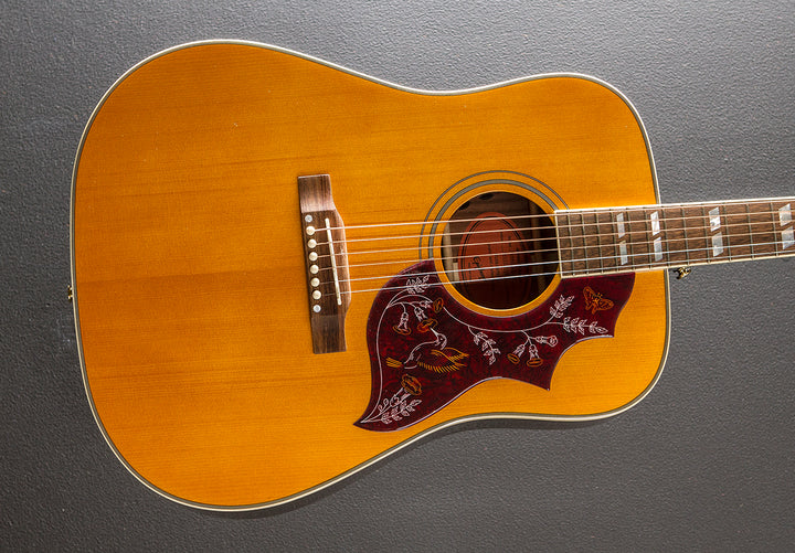 "Inspired by Gibson" Hummingbird - Aged Gloss Antique Natural