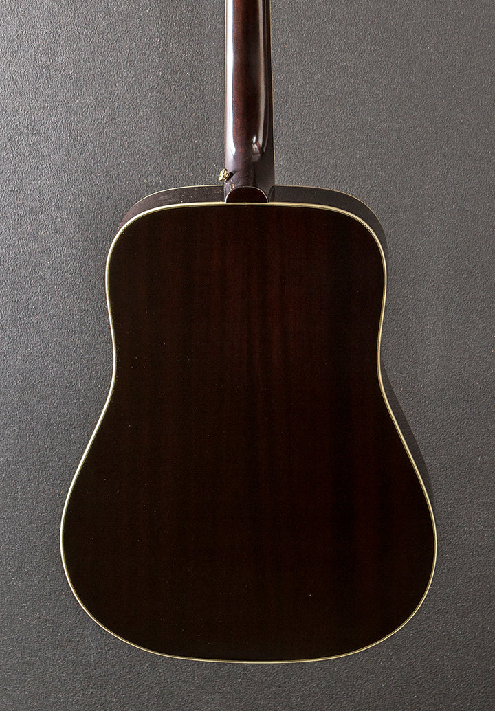 "Inspired by Gibson" Hummingbird - Aged Gloss Antique Natural