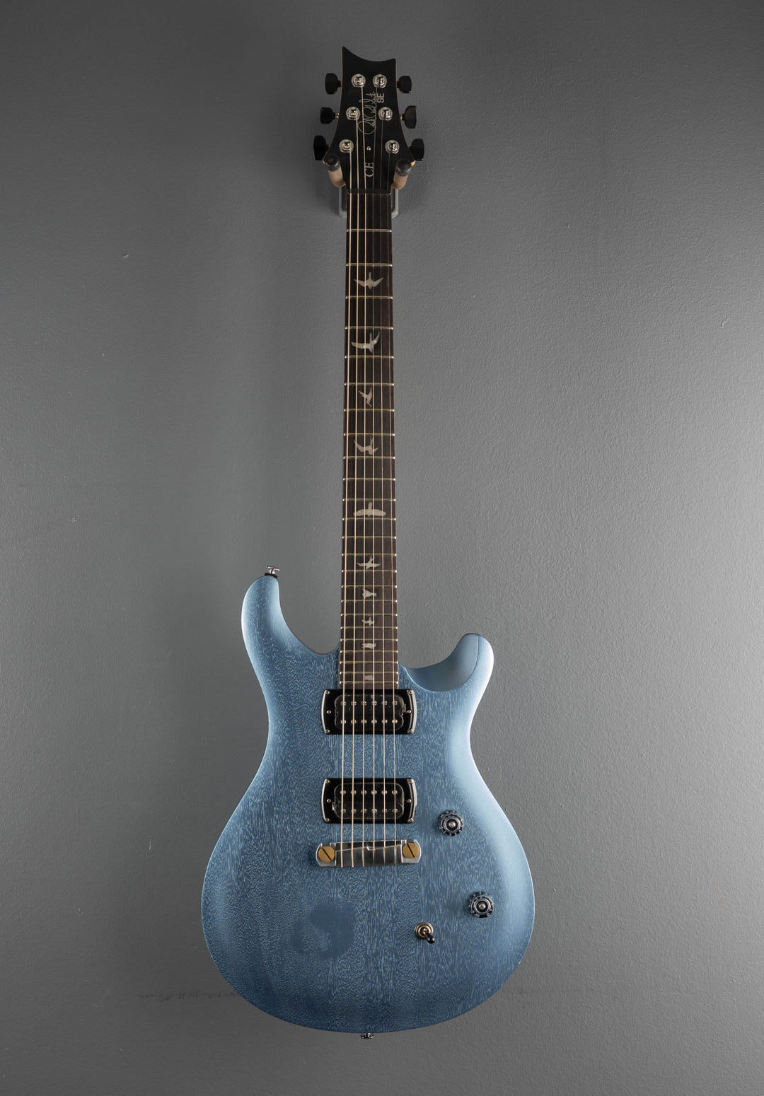SE CE-24 Standard Satin Stoptail, &