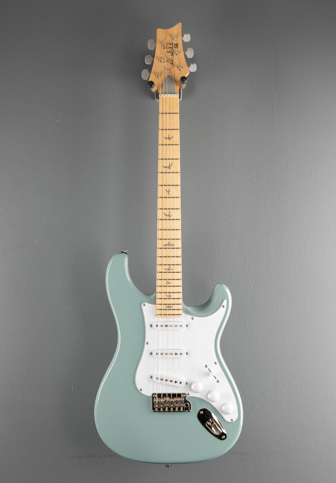 SE Silver Sky w/Maple, &
