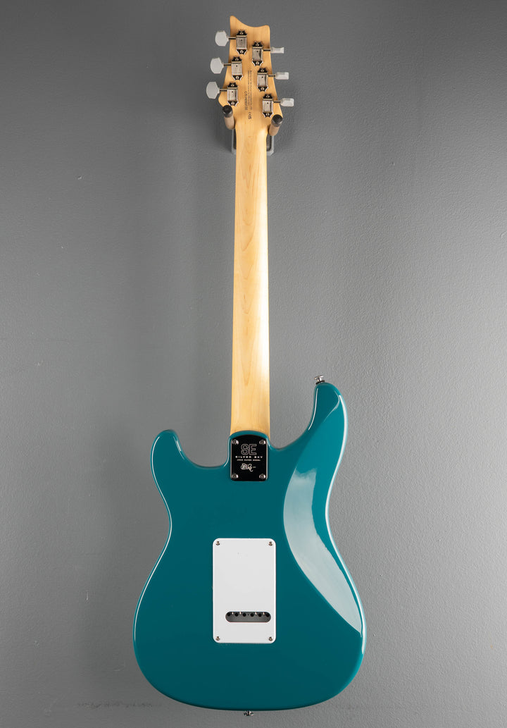 SE Silver Sky w/Maple &