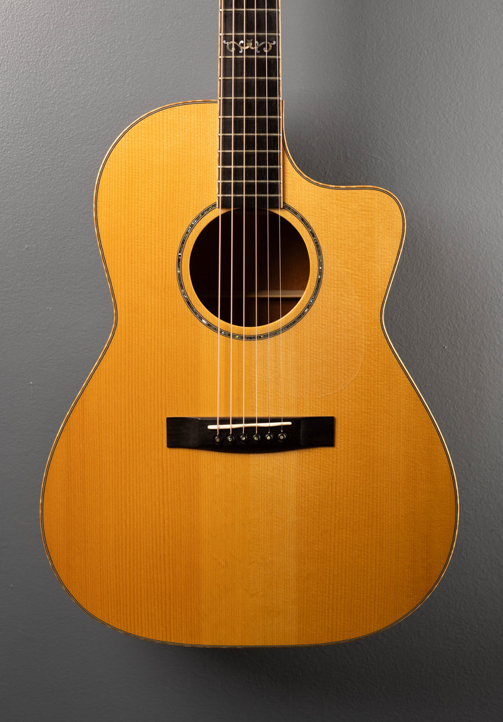 CM Custom '02