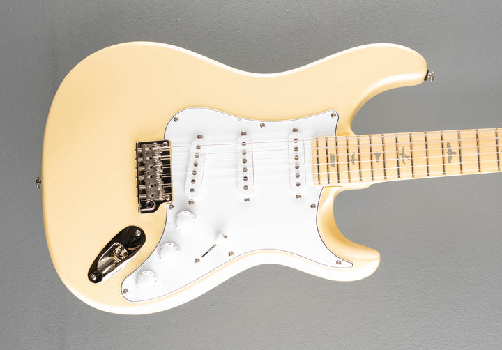 SE Silver Sky w/Maple &