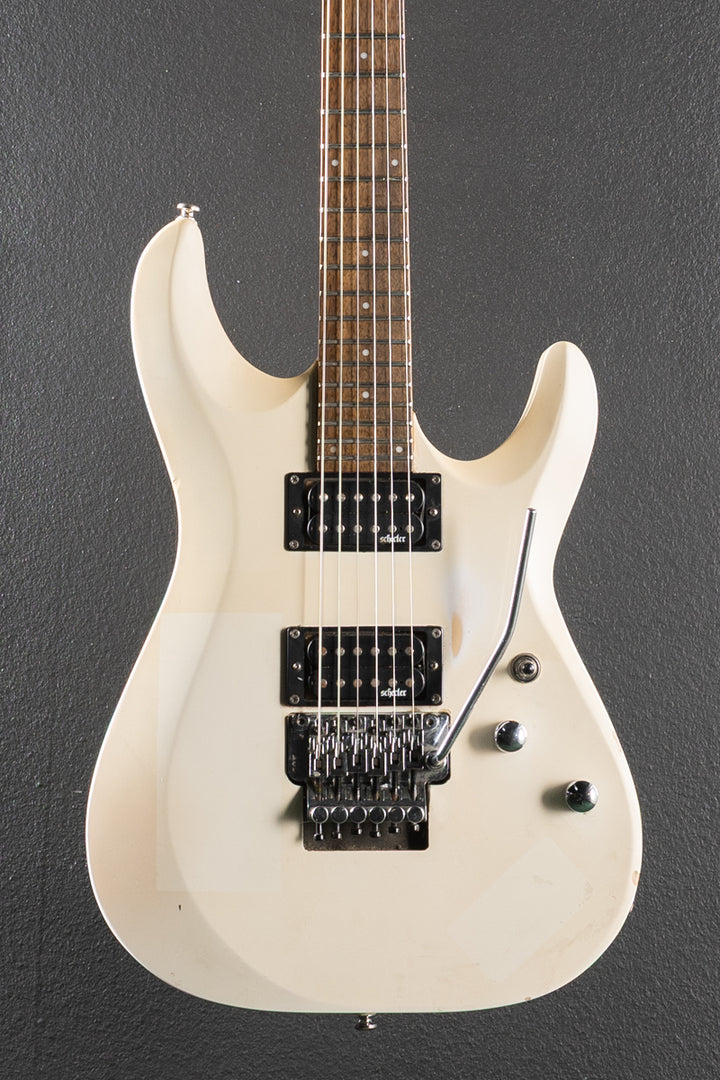 C-6 Deluxe FR &