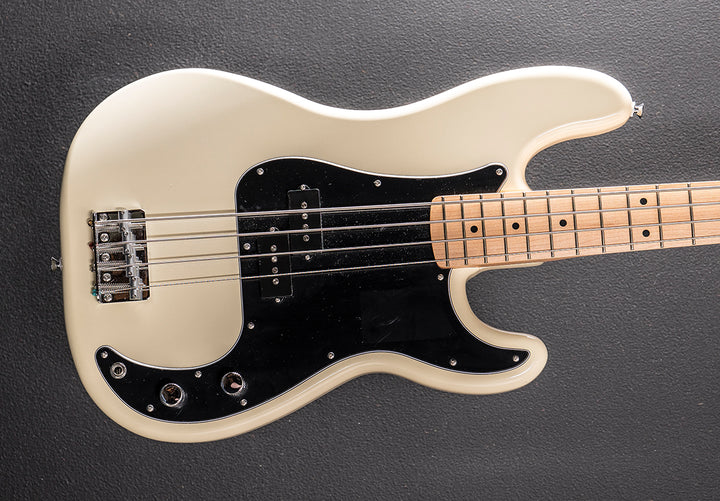 Used Standard Precision Bass &