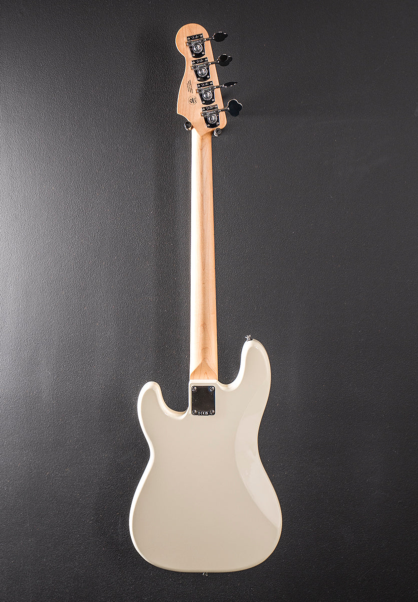 Standard Precision Bass - Olympic White w/Maple