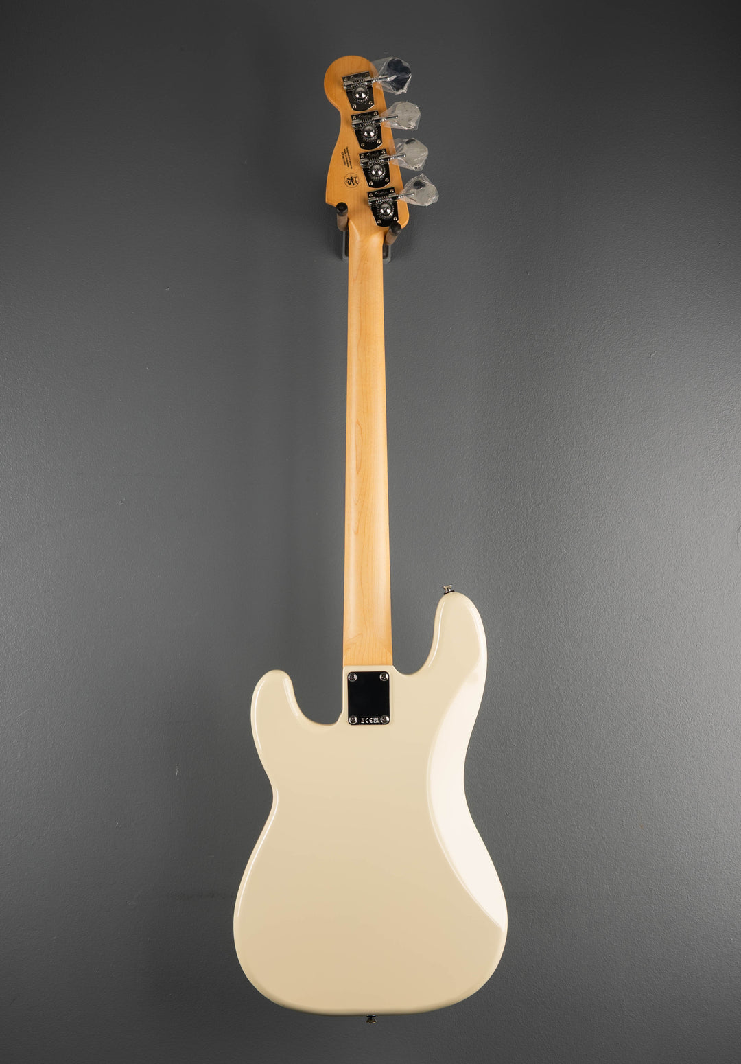 Standard Precision Bass - Olympic White w/Maple