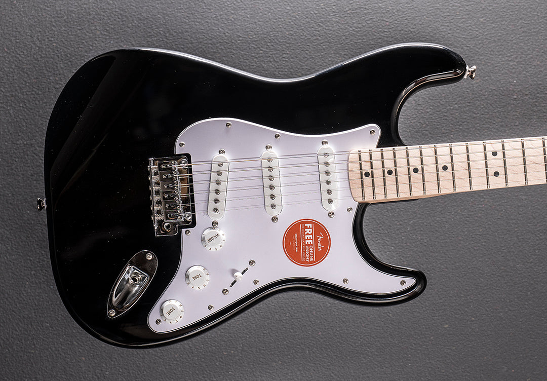 Affinity Series Stratocaster - Black w/Maple